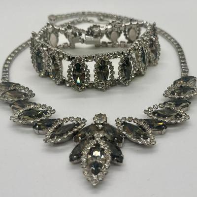 Sale Photo Thumbnail #40