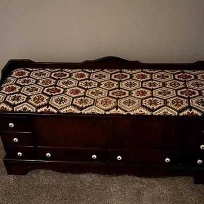 Lane Cedar Chest
