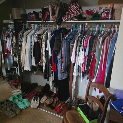 Sale Photo Thumbnail #153