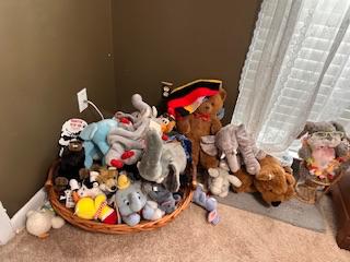 Sale Photo Thumbnail #26