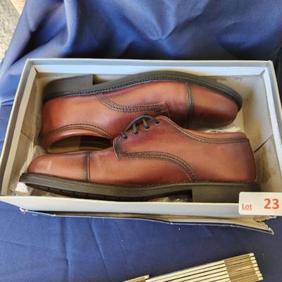 Sale Photo Thumbnail #53