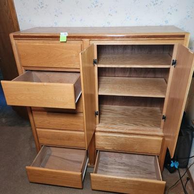 Sale Photo Thumbnail #176