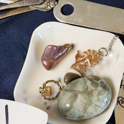 Sale Photo Thumbnail #499
