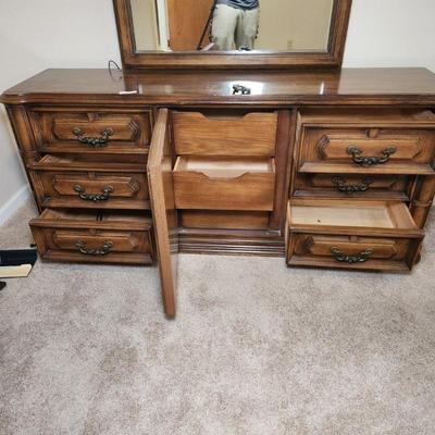 Sale Photo Thumbnail #191
