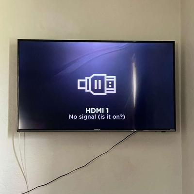 55" Hitachi Smart TV
