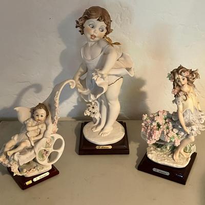 Giuseppe Armani Figurines