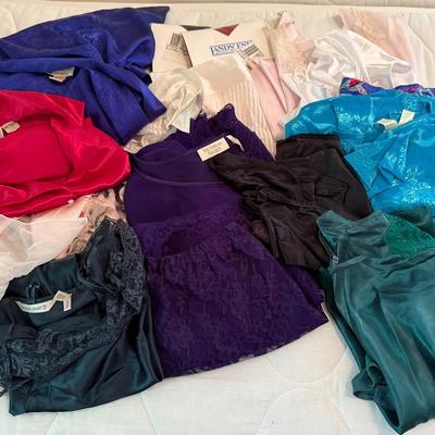 Women’s Lingerie Lot Victoria Secret And More 