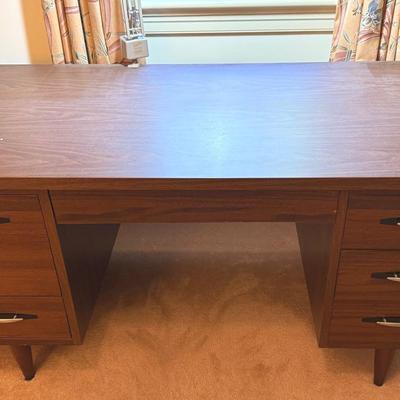 High Point Furniture Mid Century Style Desk 