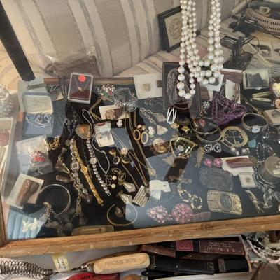 Sale Photo Thumbnail #130