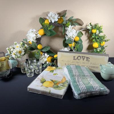 Squeeze the Day: Kitchen & Home Accents