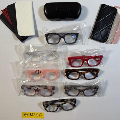 Lot of Reading Glasses and Cases