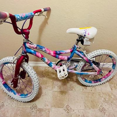 Dynacraft Sweetheart 18" Girls Bike