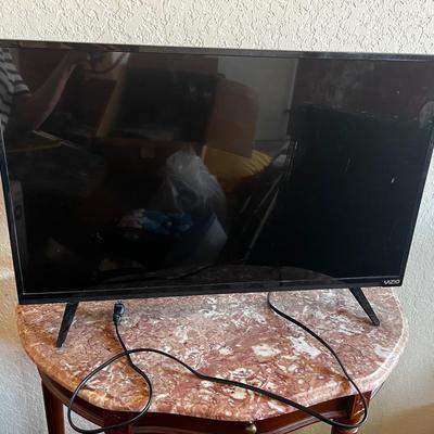 Vizio LCD 32" TV