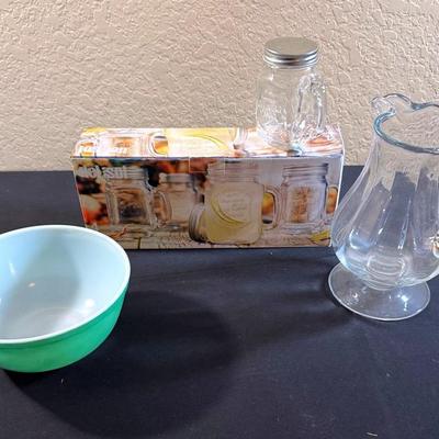 Vintage Pyrex Bowl, Mason Jar Set & Glass Pitcher