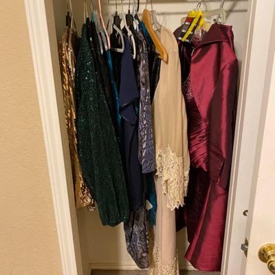 Glitz & Glam - Women's Eveningwear