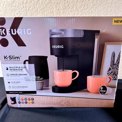 NEW Keurig K Slim + Rotatable Coffee Cup Holder 