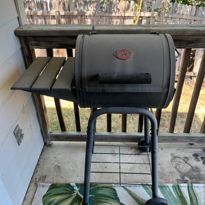 Professional Char-Griller Grill w/Accessories