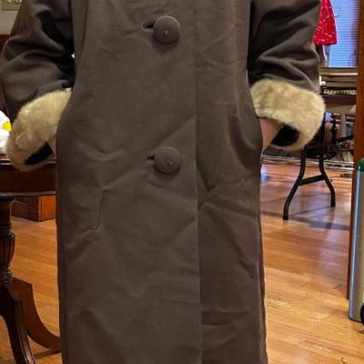 Sale Photo Thumbnail #5: 1950/60’s wool coat with real mink collar and sleeves 