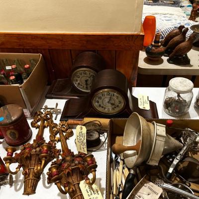 Sale Photo Thumbnail #9: Antique home goods and kitchen tools 