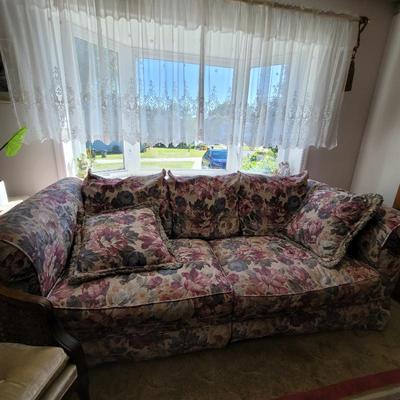 Sale Photo Thumbnail #310