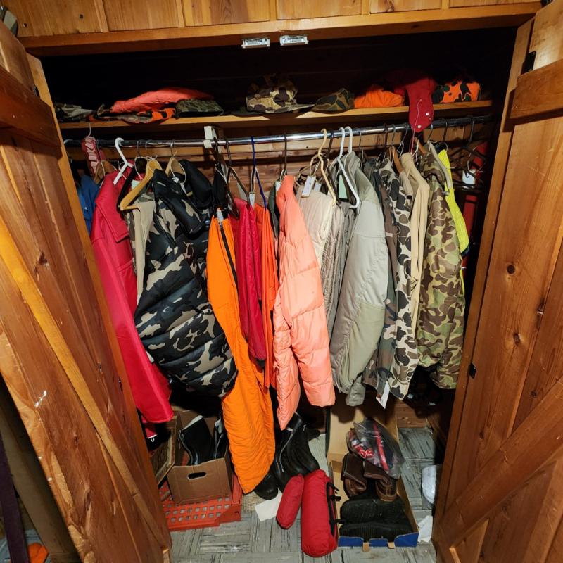 Sale Photo Thumbnail #11