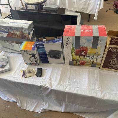 Never used, new in box kitchen items 