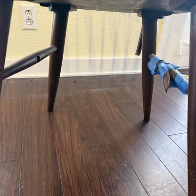Wood chairs with table, one is damaged 