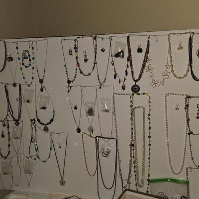 Sale Photo Thumbnail #87