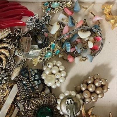 Sale Photo Thumbnail #119