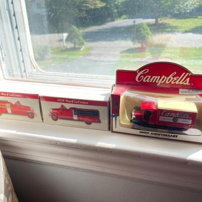 Sale Photo Thumbnail #532