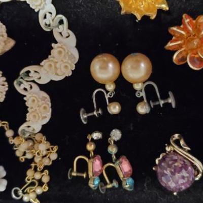 Sale Photo Thumbnail #23