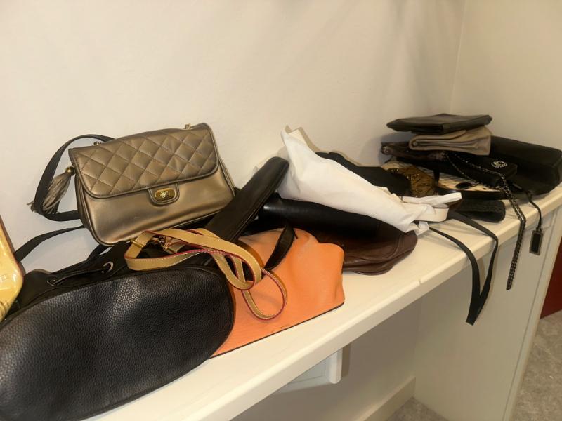 Sale Photo Thumbnail #16