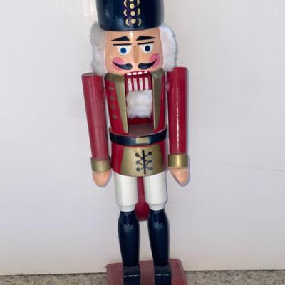Sale Photo Thumbnail #33