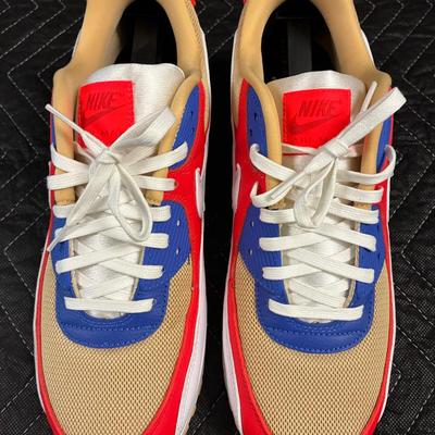 Men’s Nike Air Max Sneakers – Red / Blue / Tan / White - Size 11 