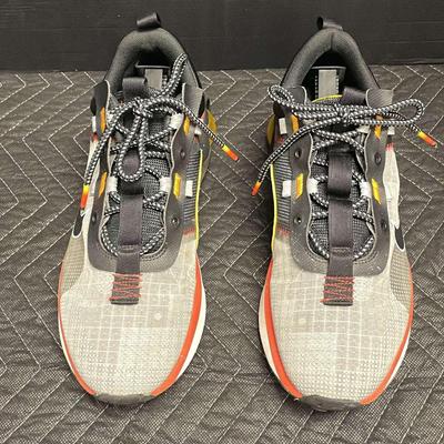 Nike Air Max Grey Pattern Size 11