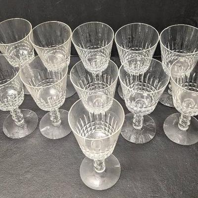 Set of 11 Vintage Crystal Goblets – Faceted Bowl & Twisted Stem, 6" Tall