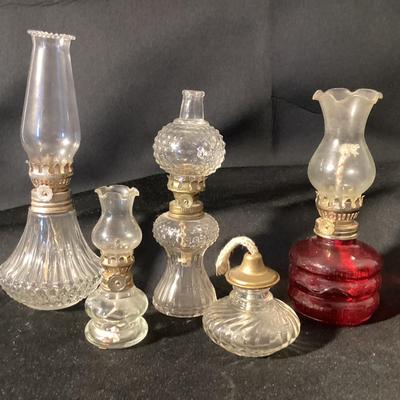 Miniature Oil/Kerosene Lamps 