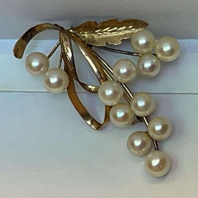 Pearl Brooch Stamped 14K