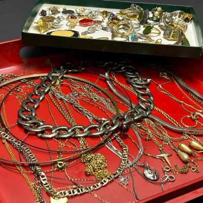 Costume Jewelry: Gold- & Silver-Tone Necklaces, Pendants, Rings