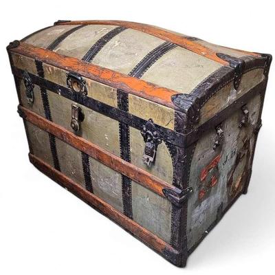 Dome Top Crouch & Fitzgerald Steamer Trunk 35"x22"x27"