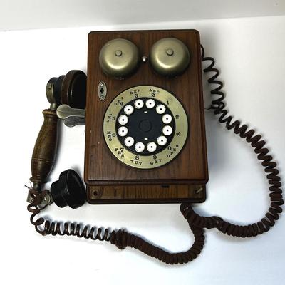Vintage Western Electric Rotary Look Push Button Phone -  Serial Number 681810