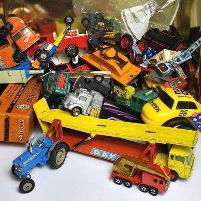 Vintage Diecast Cars & Trucks, Corgi, Lesney Matchbox, Ralstoy, More In Nascar Tin - Lot 1