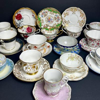 Teacups (14): Shelley, Royal Albert, Crown Staffordshire, Royal Doulton, More - Lot 2