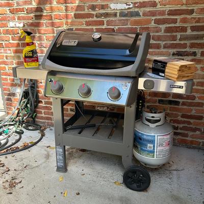 Weber Spirit II GS4 Propane Grill - 54X23X50”