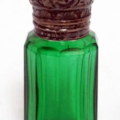Sale Photo Thumbnail #182: 1181	EMERALD GREEN GLASS PERFUME WITH HINGED SILVER LID, APPROXIMATELY 2 1/2 IN H
