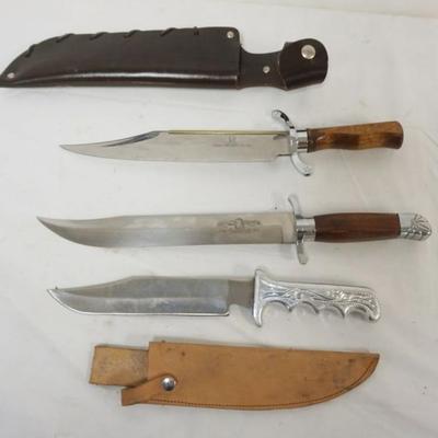 Sale Photo Thumbnail #128: 1127	GROUP OF 3 KNIVES, *BOWIE*, *BUFFALO BILL CODY*, LONGEST APPROXIMATELY 16 IN 
