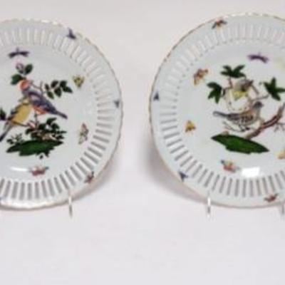 Sale Photo Thumbnail #116: 1115	4 UNITED WILSON RETICULATED EDGE BIRD PLATES, EACH APPROXIMATELY 10 IN
