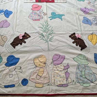 Sale Photo Thumbnail #89: Embroidered and applique twin bed cover / quilt made in 1931, Sunbonnet Sue