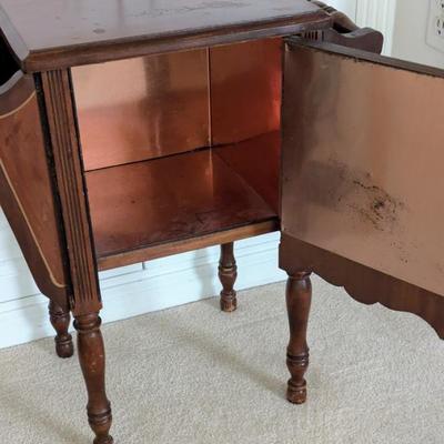 Sale Photo Thumbnail #20: Vintage copper lined humidor side table