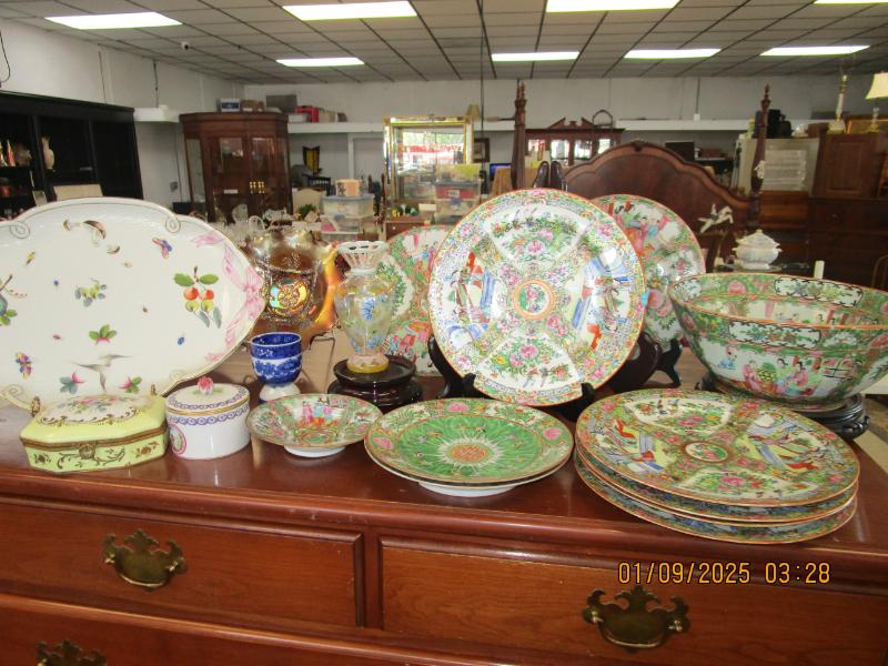 Sale Photo Thumbnail #3
